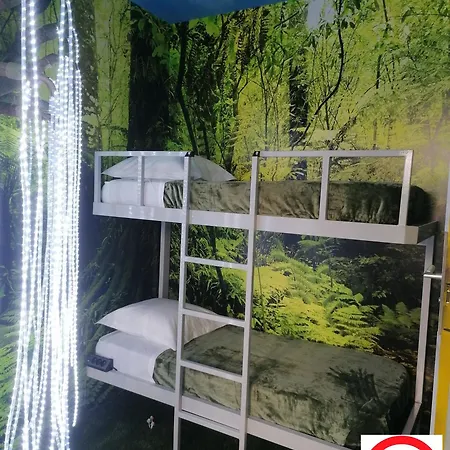 Le Making Of D'hotes Insolites Et Familiales Nocleg ze śniadaniem Thairé