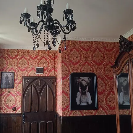 Le Making Of D'hotes Insolites Et Familiales Thairé