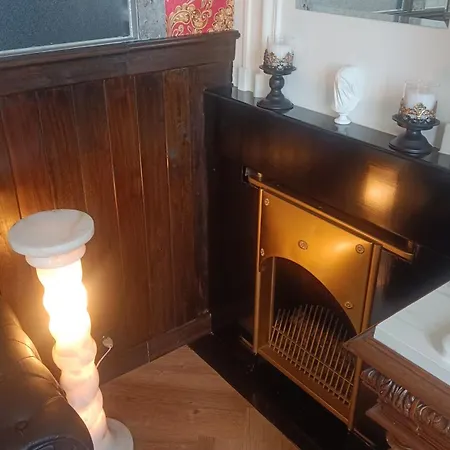 住宿加早餐酒店 Le Making Of D'hotes Insolites Et Familiales
