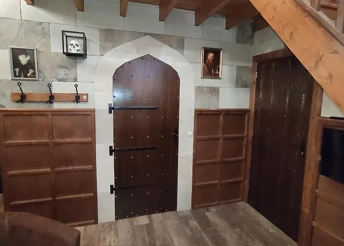 Le Making Of D'hotes Insolites Et Familiales 3* Thaire