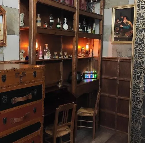 Bed & Breakfast Le Making Of D'hotes Insolites Et Familiales Thaire