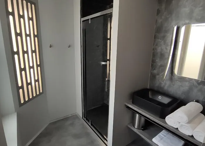 Bed & Breakfast Le Making Of D'hotes Insolites Et Familiales