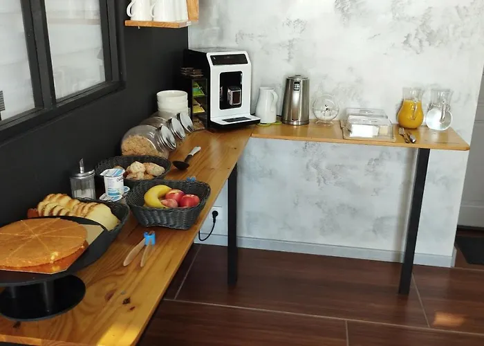 Bed & Breakfast Le Making Of D'hotes Insolites Et Familiales