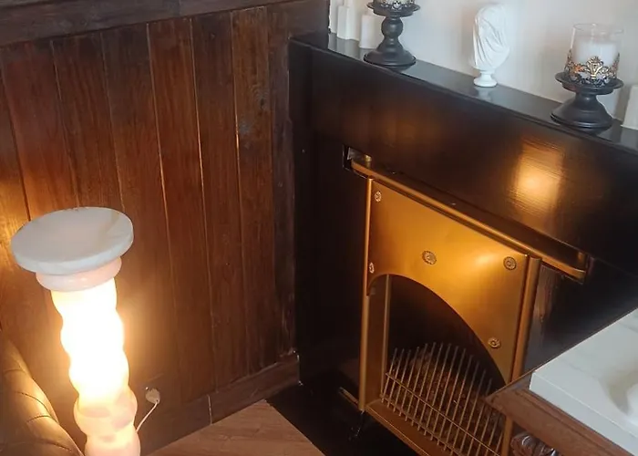 Bed & Breakfast Le Making Of D'hotes Insolites Et Familiales