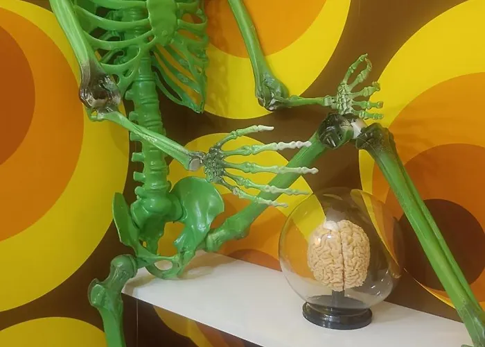 Bed & Breakfast Le Making Of D'hotes Insolites Et Familiales Thaire